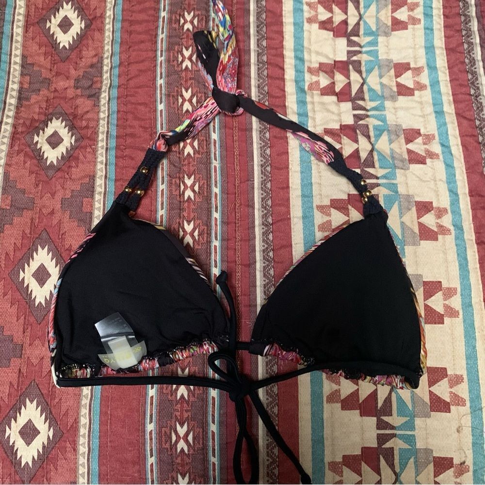 PilyQ Triangle Bikini Top Medium - Picture 5 of 5
